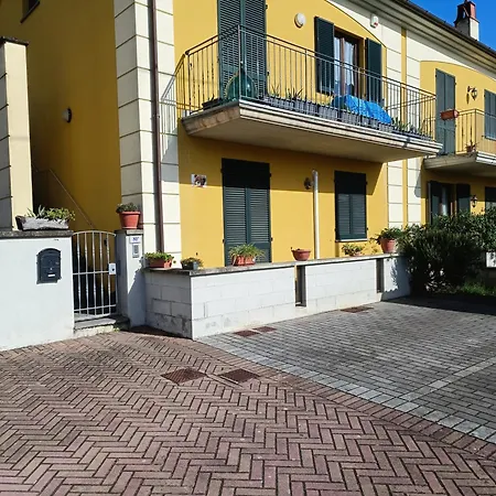 Teddy House Apartamento Porcari